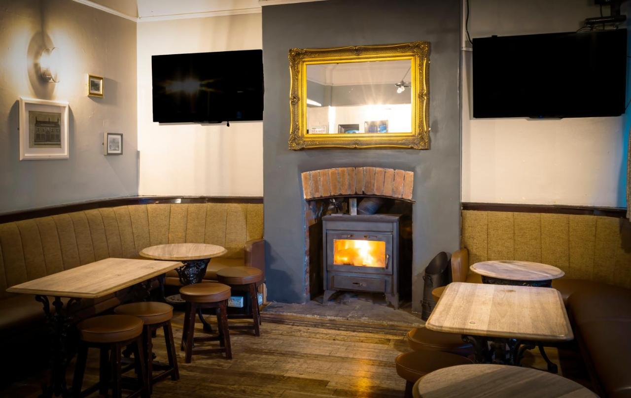 The Friendship Hotel Stocksbridge  Экстерьер фото
